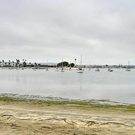 Chic Condo With Shared Hot Tub On Mission Bay!